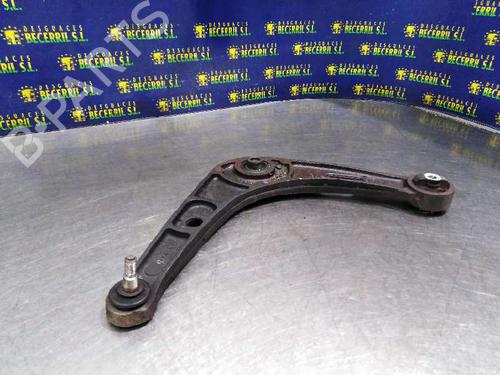 Used Left front suspension arm RENAULT LAGUNA I (B56_, 556_) 1.9 dCi (B56W) (107 hp) 8460626