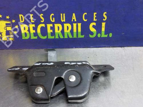 Serrure hayon PEUGEOT 106 II (1A_, 1C_) 1.1 i (60 hp) 8442237