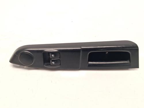 Used Left front window switch HYUNDAI GETZ (TB) 1.1 (63 hp) 30940250