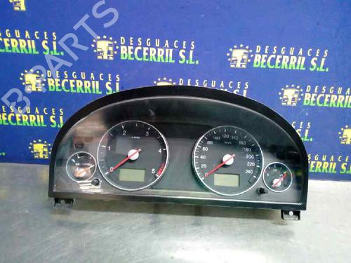 Used Instrument cluster FORD MONDEO III (B5Y) [2000-2007]  8452345