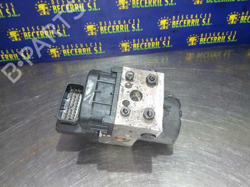 Used ABS pump FORD MONDEO I Turnier (BNP) 1.8 i 16V (115 hp) 8431538