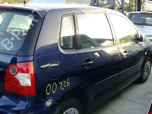 Høyre foran utvendig håndtak VW POLO (9N_, 9A_) 1.4 16V | BP8425663C129 
