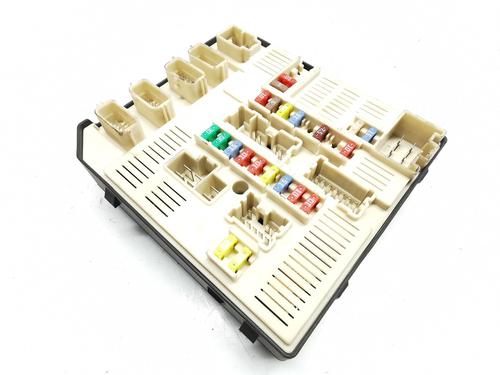 Used Fuse box Fuse box RENAULT LAGUNA III Grandtour (KT0/1) 1.5 dCi (KT0A, KT0R, KT02) (110 hp) 33872652 33872652