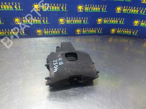 Used Right front brake caliper CHRYSLER VOYAGER / GRAND VOYAGER III (GS_, NS_) [1995-2001]  11578463