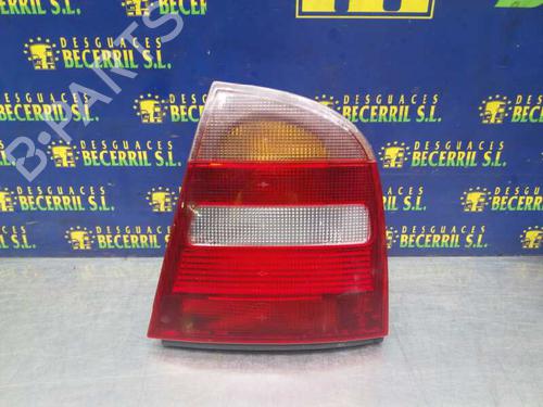 Used Right taillight SKODA OCTAVIA I (1U2) 1.9 TDI (90 hp) 8433641