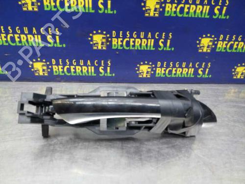 Used Front right exterior door handle MERCEDES-BENZ CLK (C209) CLK 240 (209.361) (170 hp) 8430082