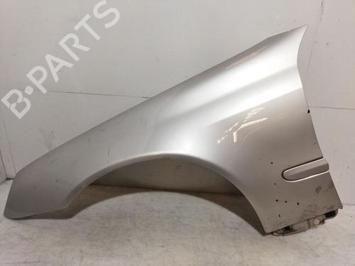 Used Left front fenders MERCEDES-BENZ C-CLASS Coupe (CL203) [2001-2011]  28021032