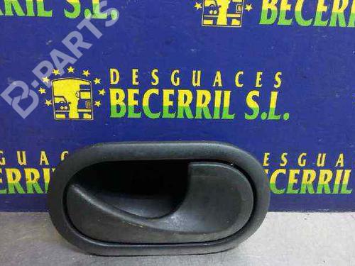 Used Front right interior door handle Front right interior door handle RENAULT MODUS / GRAND MODUS (F/JP0_) 1.5 dCi (FP0D, JP0D) (82 hp) 8445491 8445491