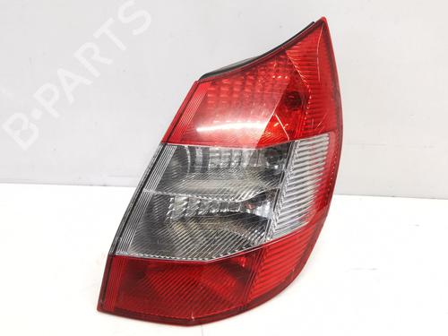 right-taillight-renault-scenic-ii-jm01_-2003-2004-2005-2006-2007-2008-2009-2010-37670790 main image