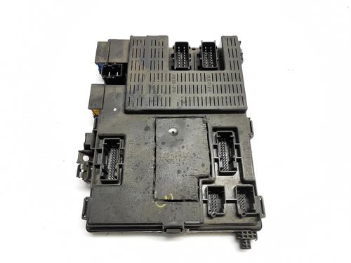 Fuse box PEUGEOT 406 (8B) 2.0 HDI 110 | BP25381915E1 