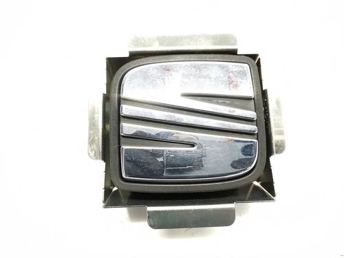 Used Tailgate handle Tailgate handle SEAT LEON (1P1) 1.6 TDI (105 hp) 34161972 34161972