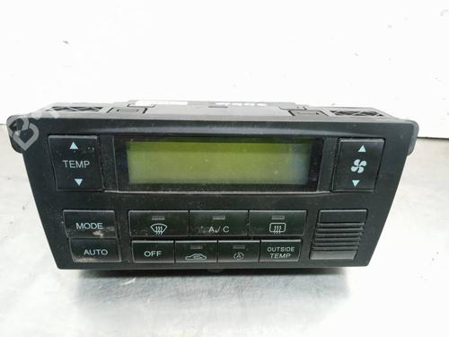 Used Climate control HYUNDAI COUPE II (GK) 2.0 GLS (143 hp) 8469582