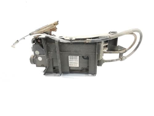 Used Electric handbrake RENAULT SCÉNIC II (JM0/1_) 1.9 dCi (JM0G, JM12, JM1G, JM2C) (120 hp) 29543154
