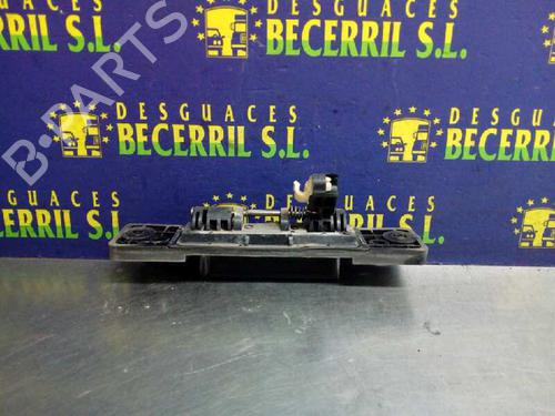 Tailgate handle KIA SORENTO I (JC) 2.5 CRDi 4WD | BP8449209C132 