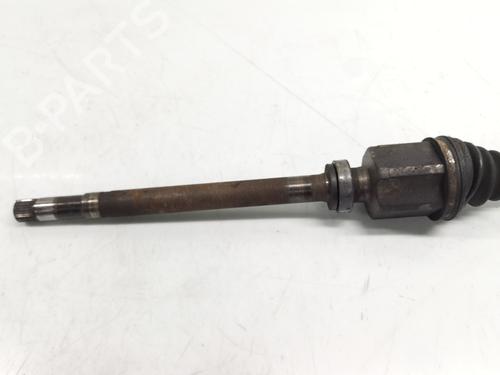 Right front driveshaft CITROËN C5 III (RD_) 2.0 HDi (RDRHD8, RDRHDJ, RDRHR8, RDRHRJ) | BP30574785M39