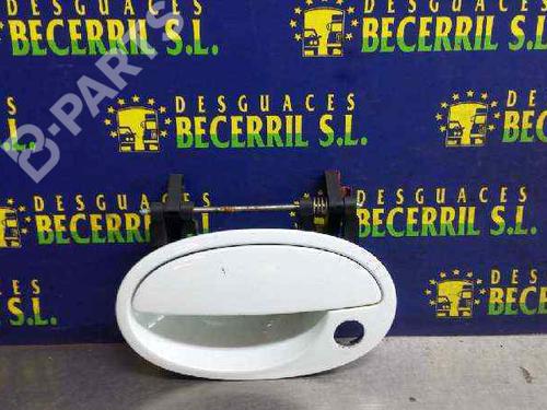 Used Front left exterior door handle Front left exterior door handle OPEL MERIVA A MPV (X03) 1.7 DTI (E75) (75 hp) 8441122 8441122