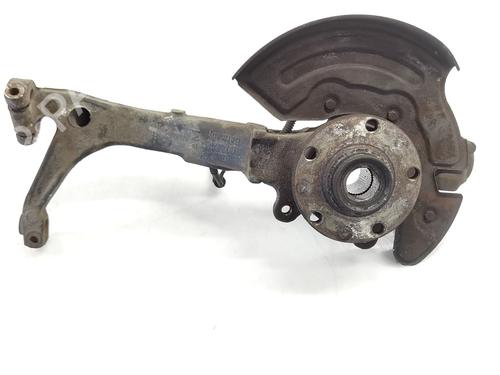 Used Right front steering knuckle VW PASSAT B5.5 Variant (3B6) 1.9 TDI (130 hp) 23901110