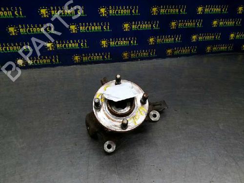 Used Right front steering knuckle NISSAN MICRA II (K11) [1992-2007]  8453087
