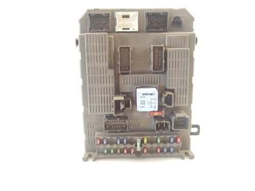 Used Fuse box CITROËN C5 I (DC_) 2.2 HDi (DC4HXB, DC4HXE) (133 hp) 15509858