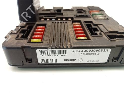 Fuse box RENAULT GRAND SCÉNIC II (JM0/1_) 2.0 | BP24958510E1 
