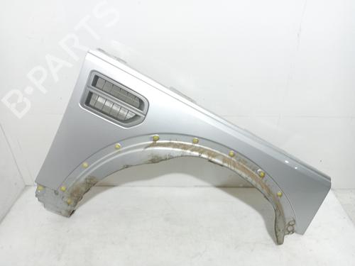 Used Right front fenders LAND ROVER DISCOVERY III (L319) 2.7 TD 4x4 (190 hp) 20493472