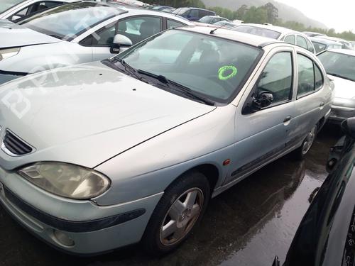 Used Parts RENAULT MEGANE I Classic (LA0/1_) 1.9 dTi (LA08, LA0N, LA0K) 4653602