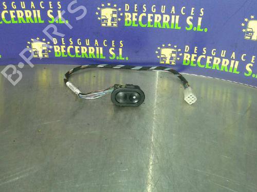 Used Right front window switch OPEL CORSA B (S93) [1993-2009]  8429151
