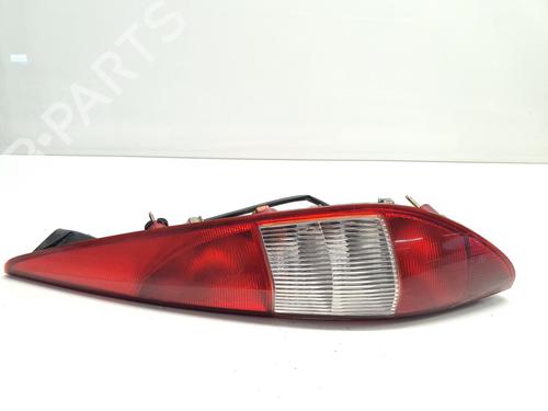 Used Right taillight FORD MONDEO III Turnier (BWY) 2.0 TDCi (130 hp) 32208906