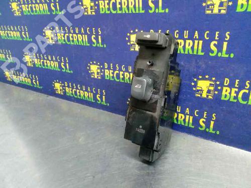 Used Right front window switch Right front window switch VOLVO V70 II (285) 2.4 T (200 hp) 8452752 8452752
