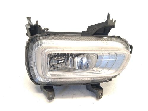 right-front-fog-light-kia-carens-iv-2013-38484373 main image