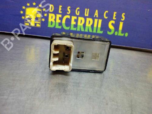 Right front window switch HYUNDAI ACCENT II (LC) 1.5 | BP8442141I26 