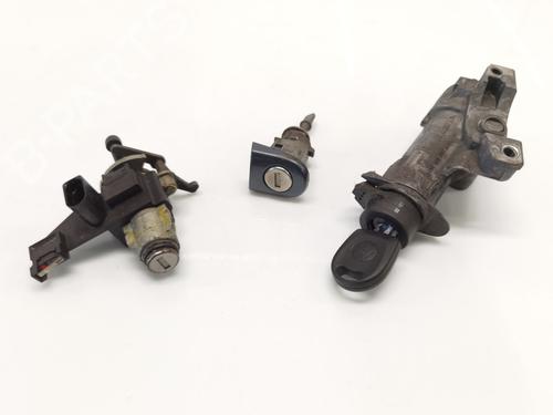 Used Electronic module VW POLO (9N_, 9A_) 1.4 TDI (75 hp) 27179718