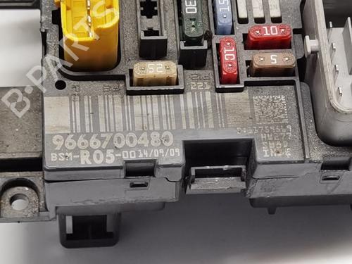 Fuse box CITROËN C4 II (NC_) 1.6 HDi 90 | BP31809709E1