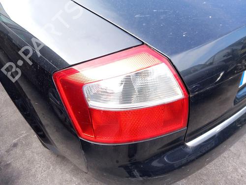 Venstre Baklys AUDI A4 B6 (8E2) 1.9 TDI (130 hp) 29421626