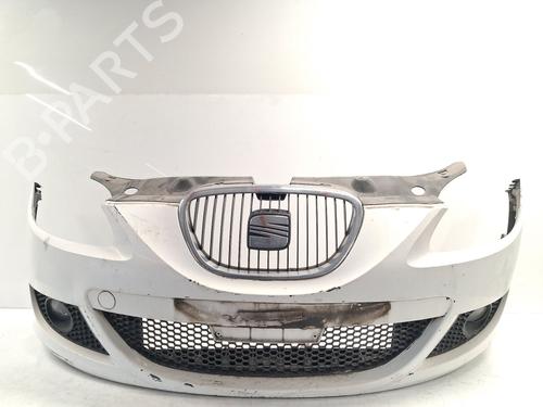 front-bumper-seat-leon-1p1-2005-2006-2007-2008-2009-2010-2011-2012-2013-40596964 main image