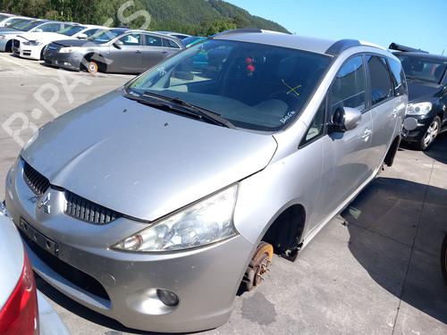 Brugte MITSUBISHI GRANDIS (NA_W) 2.0 DI-D (NA8W) (140 hp) 3392046