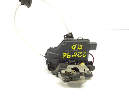 front-right-lock-audi-a4-b6-8e2-2000-2001-2002-2003-2004-2005-38265264 main image