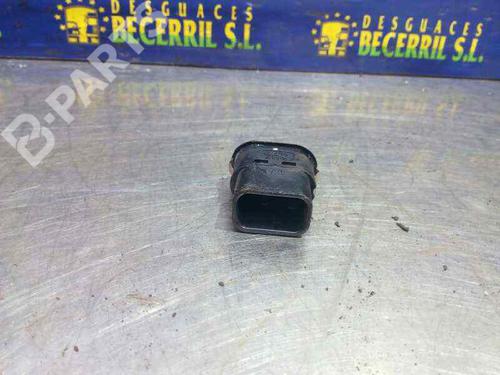 Used Right front window switch Right front window switch FORD MONDEO II (BAP) 1.8 TD (90 hp) 8429529 8429529
