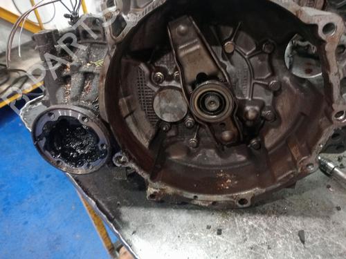 Gearbox SEAT LEON (1M1) 1.9 TDI | BP31644197M3 - Image 4