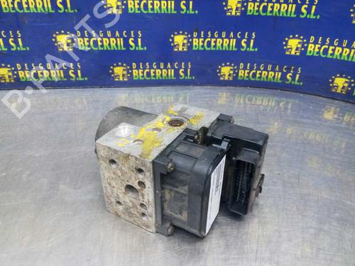 Used ABS pump NISSAN PRIMERA Hatchback (P11) 2.0 16V (131 hp) 10750607