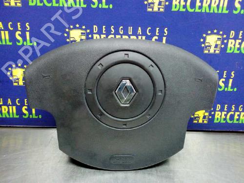 Driver airbag RENAULT MEGANE II Estate (KM0/1_) 1.5 dCi (KM16, KM1E) (106 hp) 8200301513C