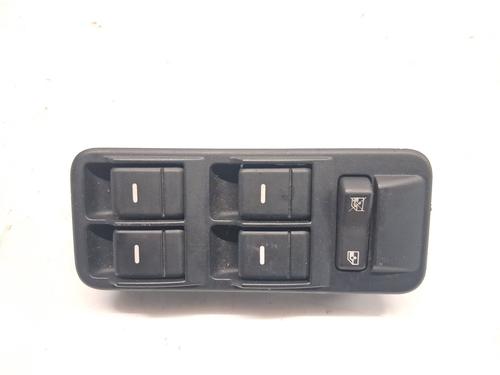 Used Left front window switch Left front window switch LAND ROVER RANGE ROVER SPORT I (L320) 2.7 D 4x4 (190 hp) 36324346 36324346