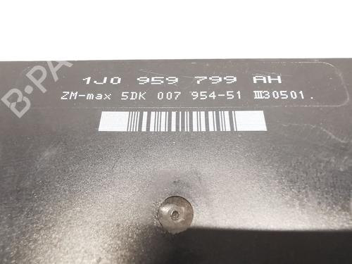 Electronic module SEAT LEON (1M1) 1.6 16 V | BP29831367M83