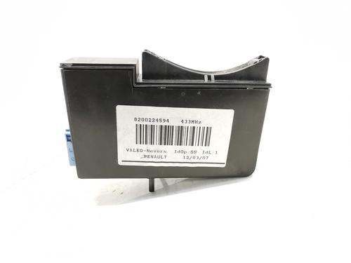 Used Card reader RENAULT LAGUNA II (BG0/1_) 1.9 dCi (BG1A, BG1W, BG0G) (110 hp) 30103317