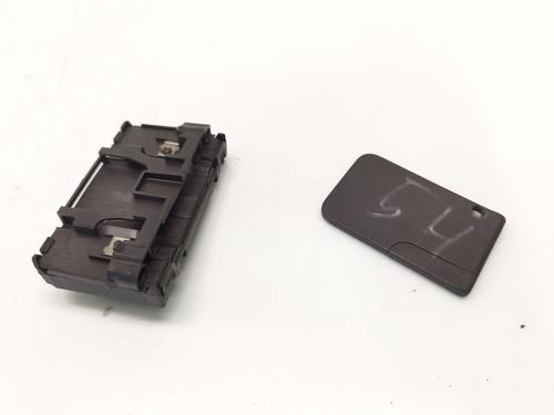 Card reader RENAULT MEGANE II (BM0/1_, CM0/1_) 2.0 16V (BM0U, CM0U) | BP25853096E4
