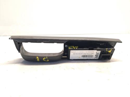 Left front window switch VW PASSAT B5.5 (3B3) 1.9 TDI | BP39652199I27 - Image 2