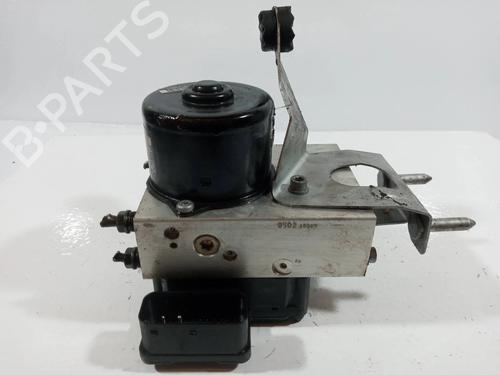 ABS Bremseaggregat BMW 3 (E46) 320 d (136 hp) 9038622