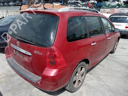 Left mirror PEUGEOT 307 Break (3E) 2.0 HDI 110 | BP10194613C26 