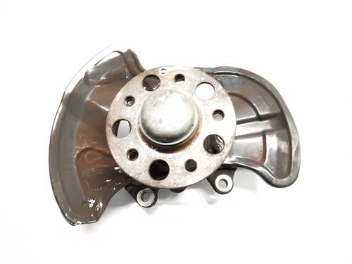 Used Left front steering knuckle MERCEDES-BENZ C-CLASS (W204) [2007-2015]  25340263