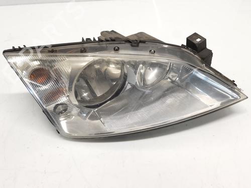 Used Right headlight FORD MONDEO III Saloon (B4Y) 2.0 16V TDDi / TDCi (115 hp) 31168960